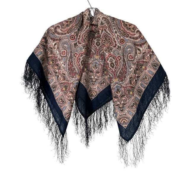 Platki,  100% Wool Square Scarf/Shawl with long fringes - Picture 1 of 7